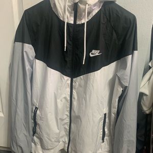 Nike windbreaker